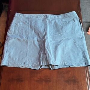 Dockers women’s plus size skort 24W